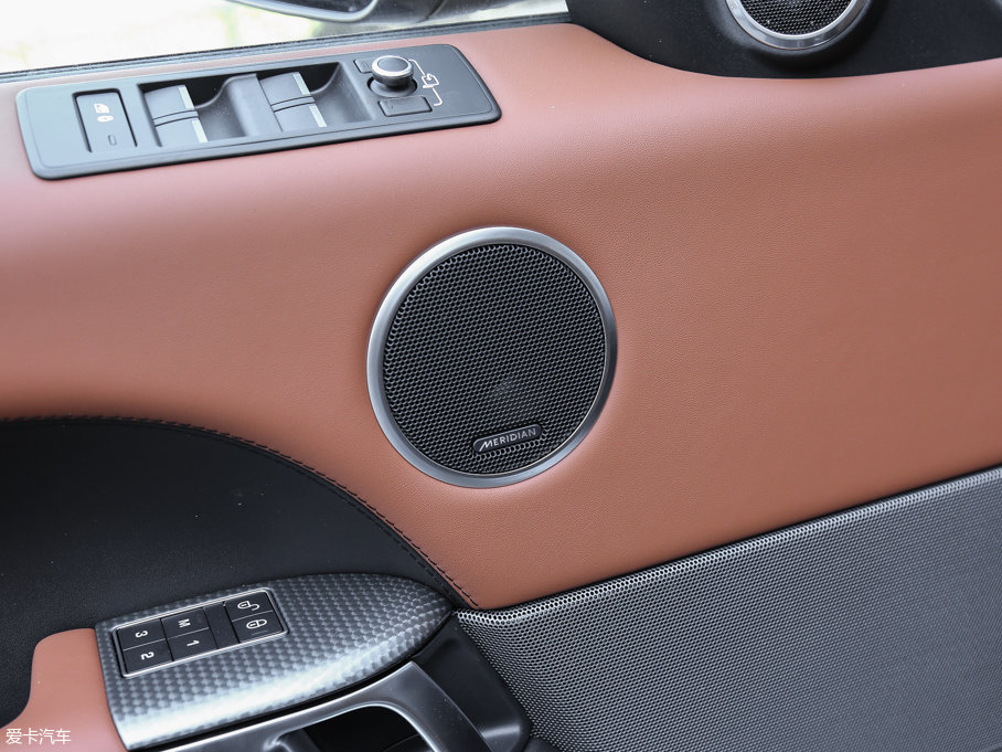 2017\ 3.0 V6 hЄ DYNAMIC