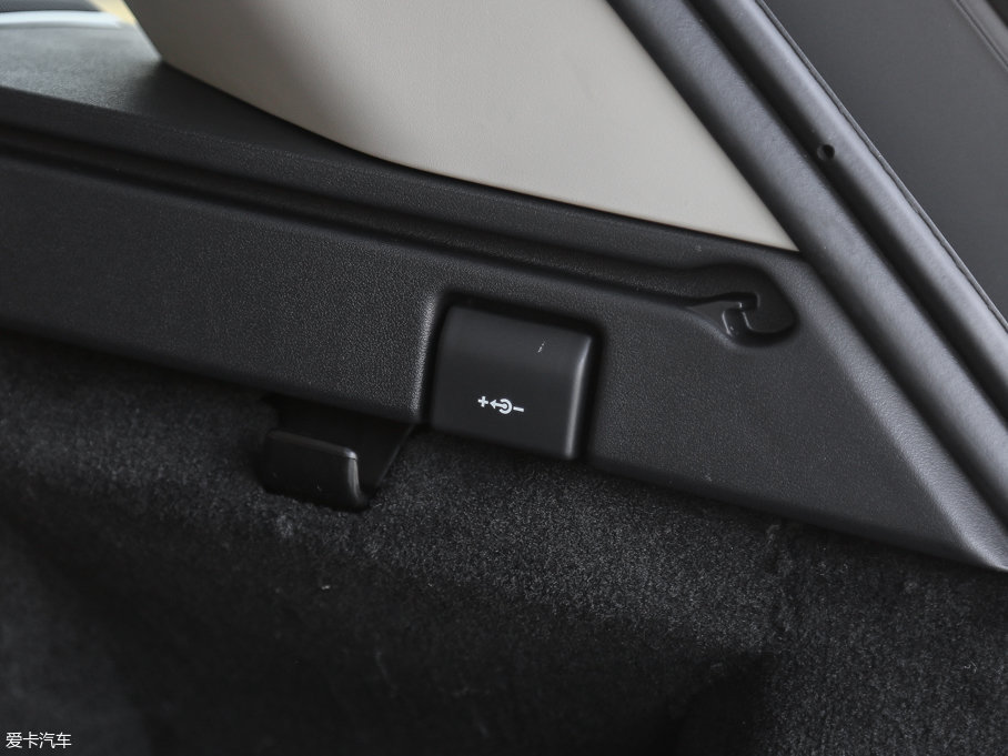 2017\(yn)(dng) 3.0 V6 hЄ(chung) DYNAMIC