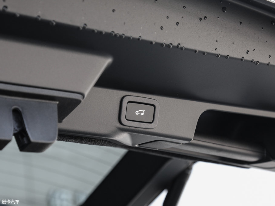 2017\ 3.0 V6 hЄ DYNAMIC