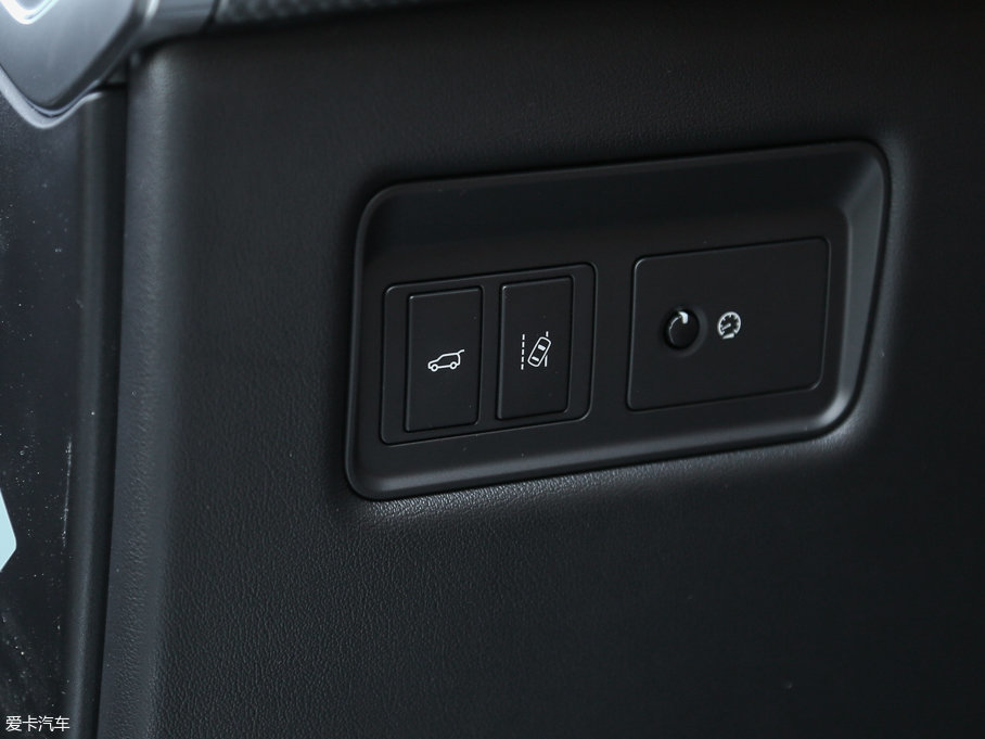 2017\(yn) 3.0 V6 hЄ(chung) DYNAMIC