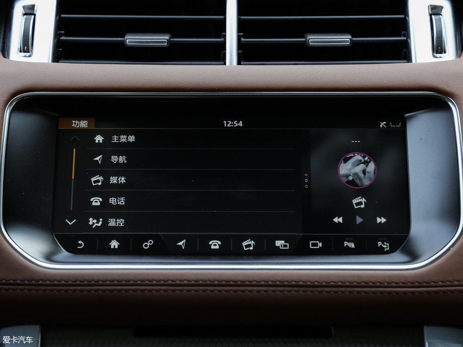 2017\(yn)(dng) 3.0 V6 hЄ(chung) DYNAMIC