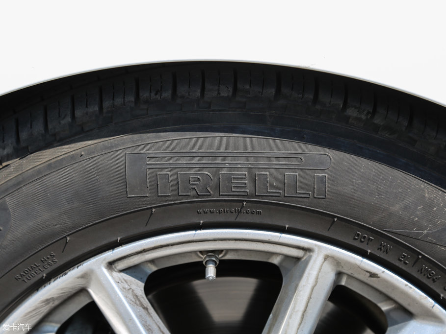 2017\(yn)(dng) 3.0 V6 SC SE