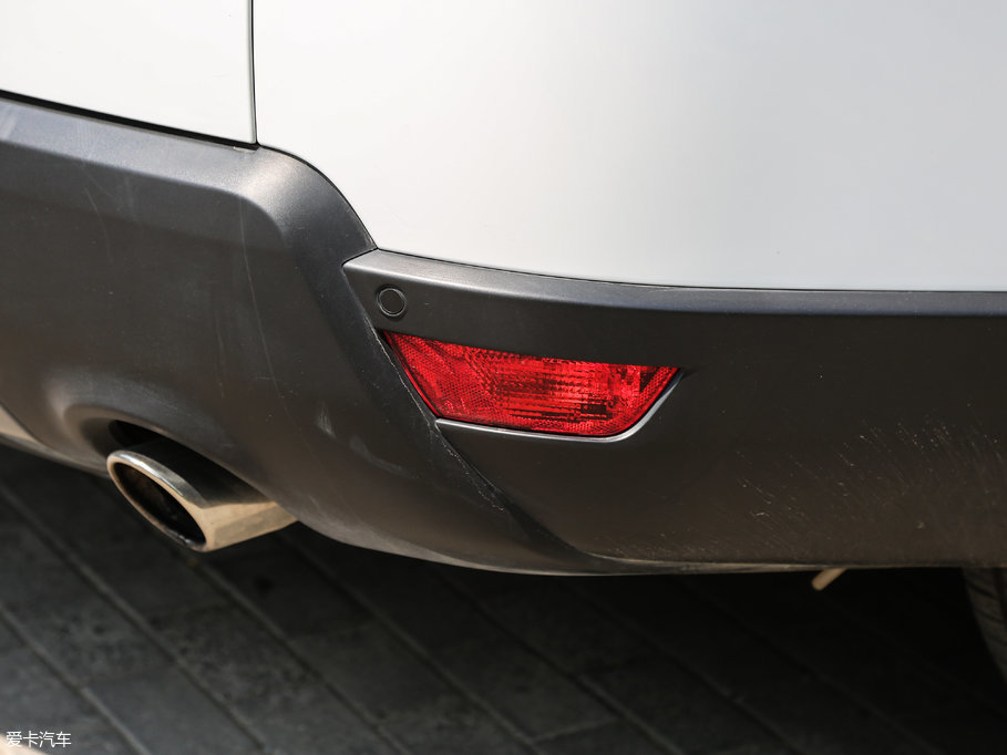 2017\ 3.0 V6 SC SE