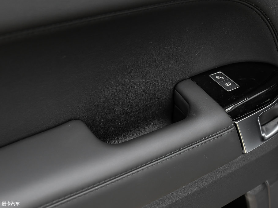 2017\ 3.0 V6 SC HSE