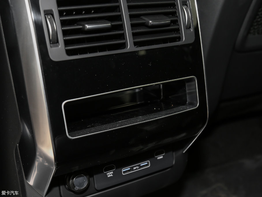 2017\(yn) 3.0 V6 SC HSE