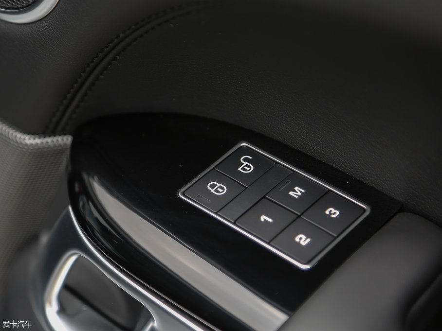 2017\(yn)(dng) 3.0 V6 SC HSE