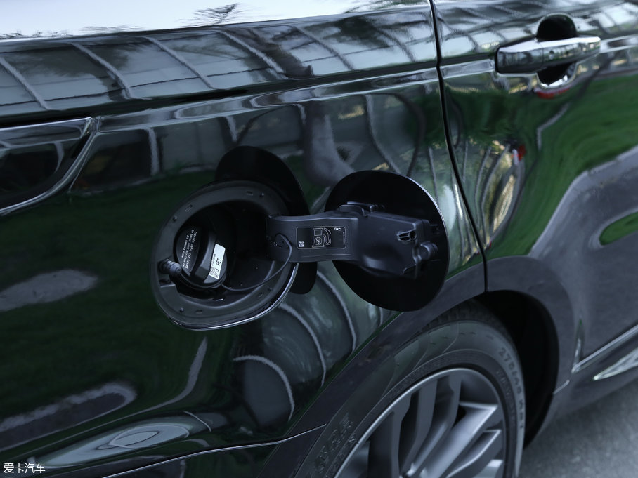 2017\ 3.0 V6 SC HSE