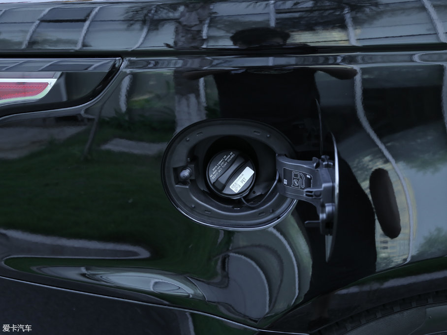 2017\(yn)(dng) 3.0 V6 SC HSE