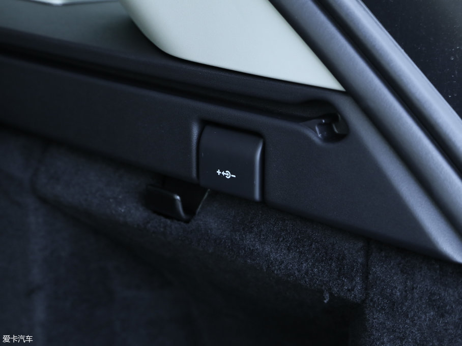 2017\ 3.0 V6 SC HSE