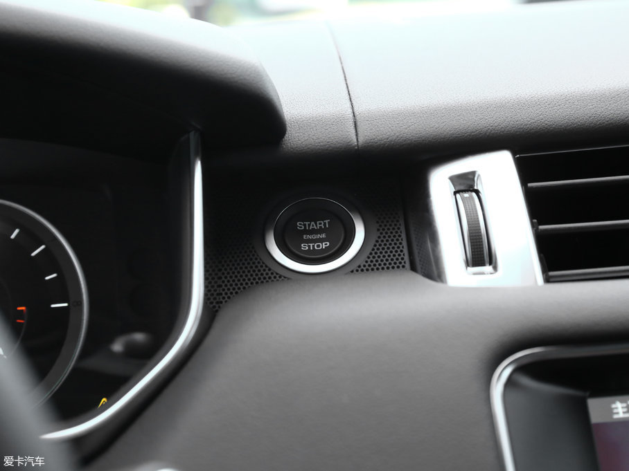 2017\(yn)(dng) 3.0 V6 SC HSE