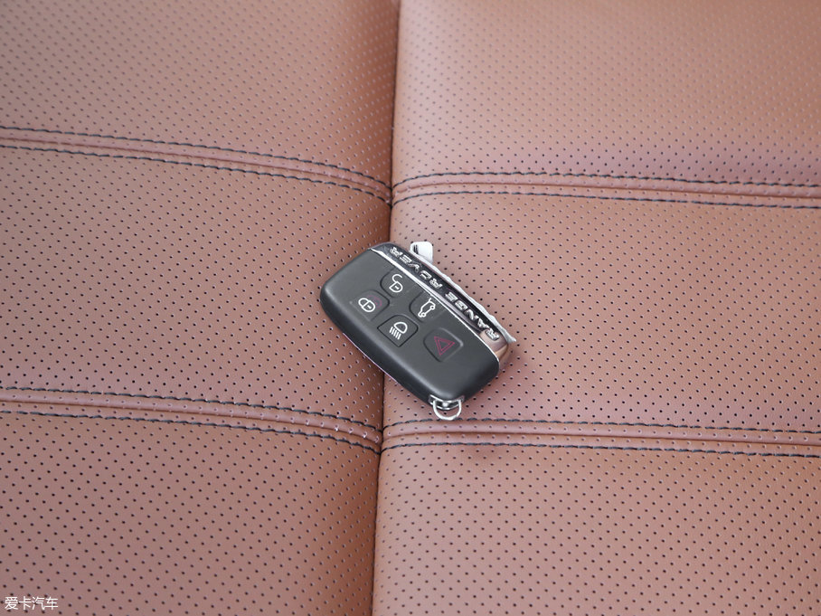 2017\ 3.0 V6 SC HSE