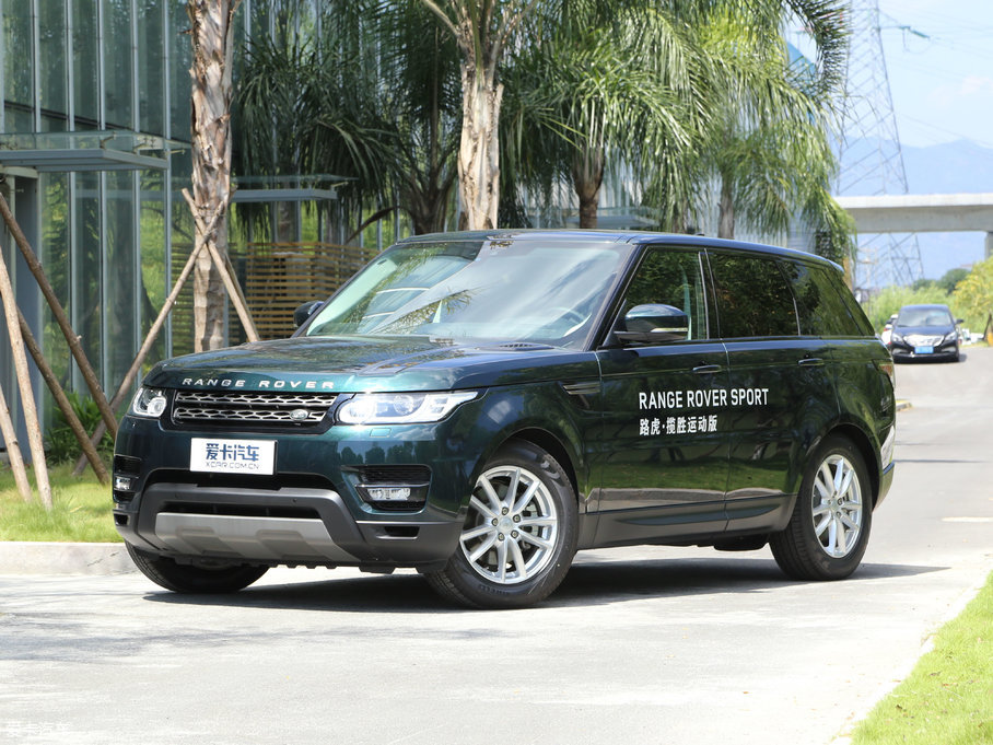 2017\ 3.0 V6 SC SE