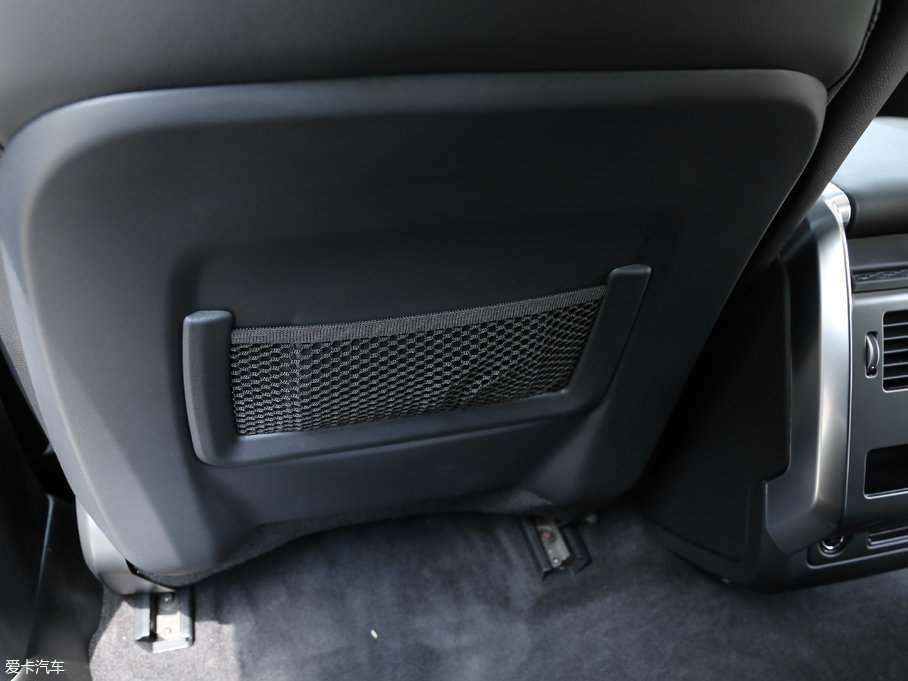 2017\(yn) 3.0 V6 SC SE