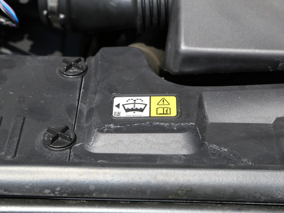 2017\(yn) 3.0 V6 SC SE