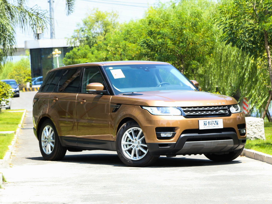 2017\ 3.0 V6 SC SE