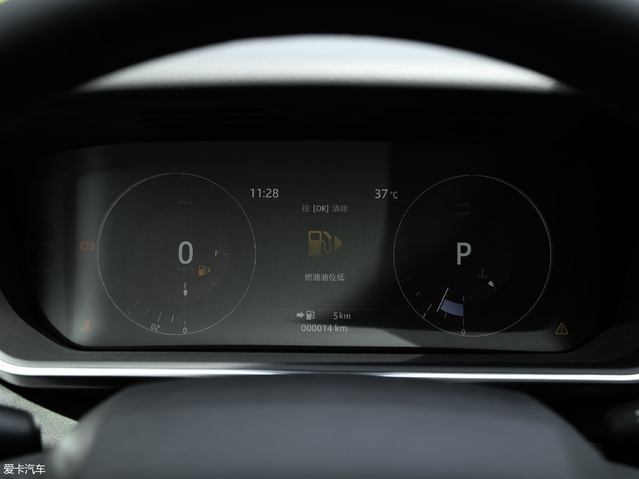 2017\ 3.0 V6 SC SE