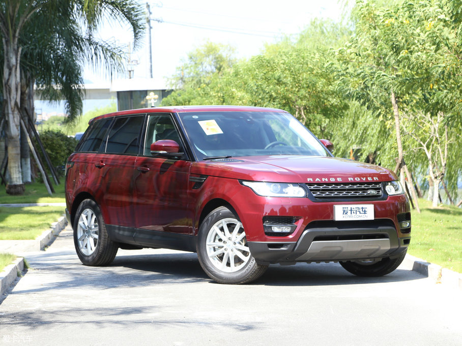 2017\ 3.0 V6 SC SE