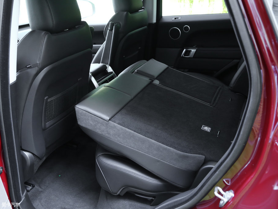 2017\ 3.0 V6 SC SE