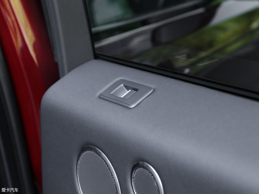 2017\(yn)(dng) 3.0 V6 SC SE