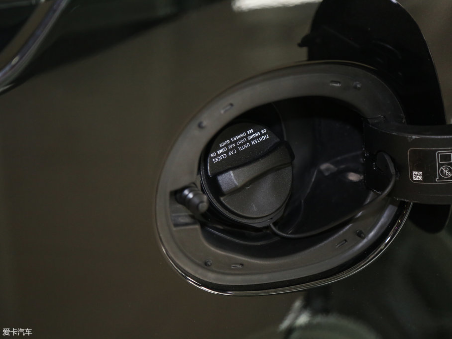 2017\ 3.0 V6 SC HSE