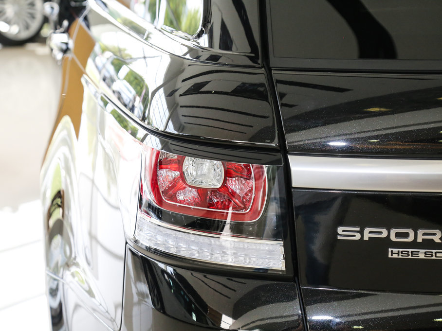 2017\(yn) 3.0 V6 SC HSE