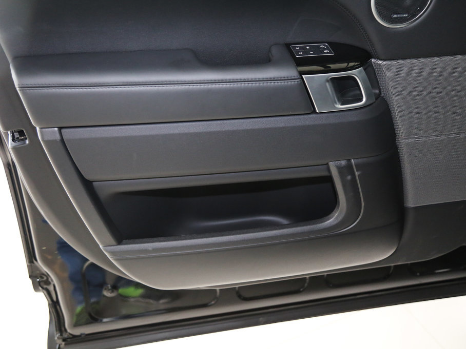 2017\ 3.0 V6 SC HSE