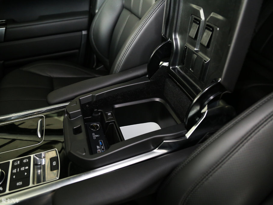 2017\ 3.0 V6 SC HSE