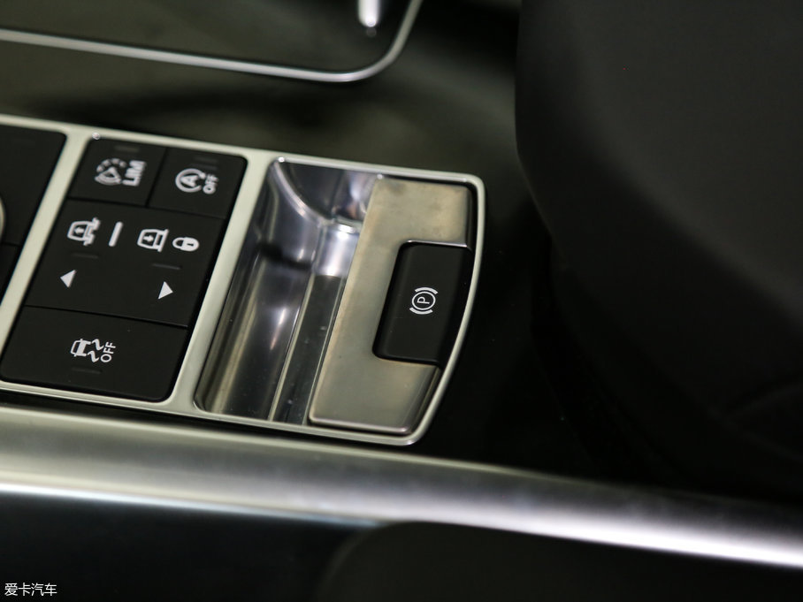 2017\ 3.0 V6 SC HSE