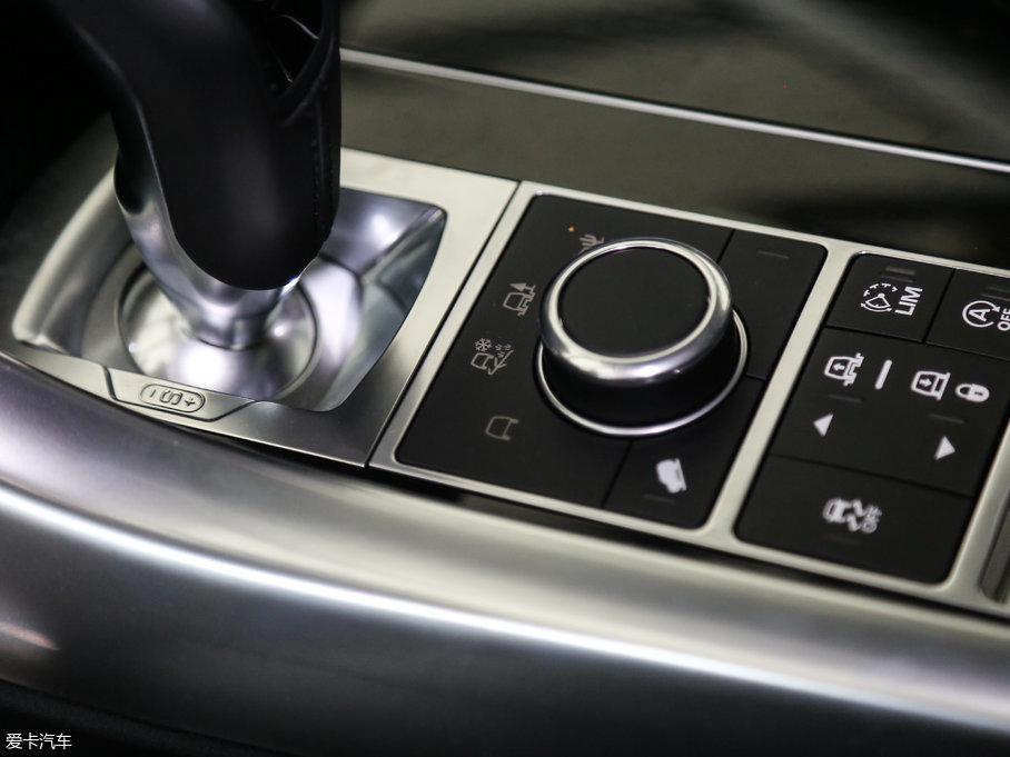 2017\ 3.0 V6 SC HSE