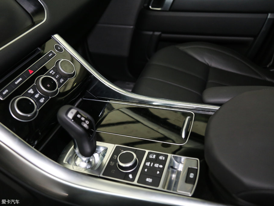 2017\ 3.0 V6 SC HSE