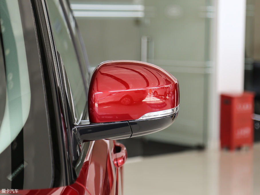 2017\(yn)(dng) 3.0 V6 SC SE