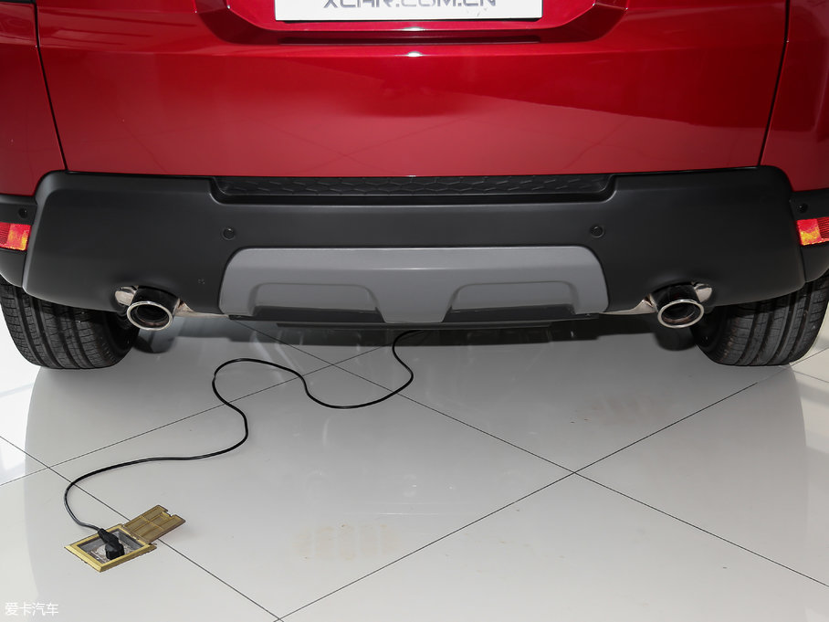 2017\ 3.0 V6 SC SE