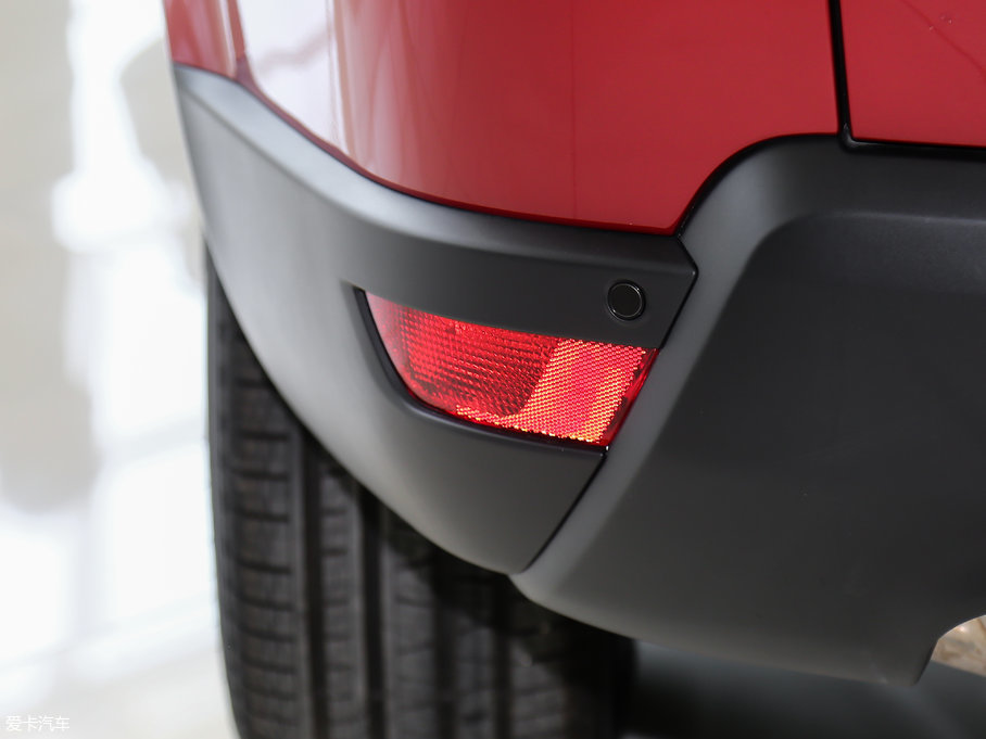 2017\ 3.0 V6 SC SE