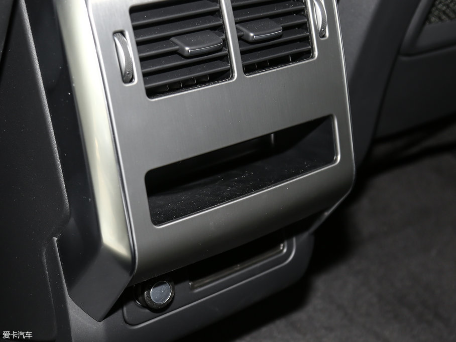 2017\(yn)(dng) 3.0 V6 SC SE