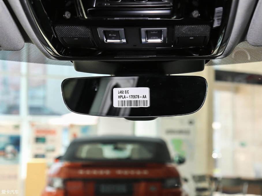 2017\ 3.0 V6 SC SE