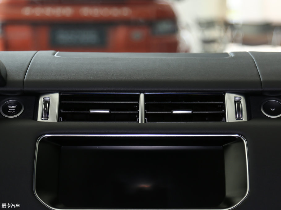 2017\(yn) 3.0 V6 SC SE