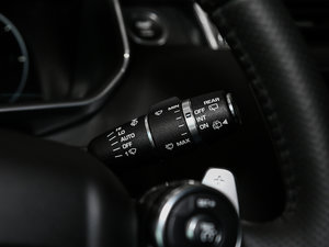 20173.0 V6 SC HSE DYNAMIC п؅^