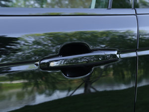 20173.0 V6 SC HSE {T