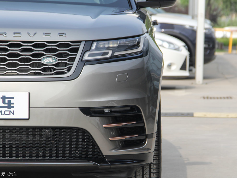 2017} P380 SE R-DYNAMIC