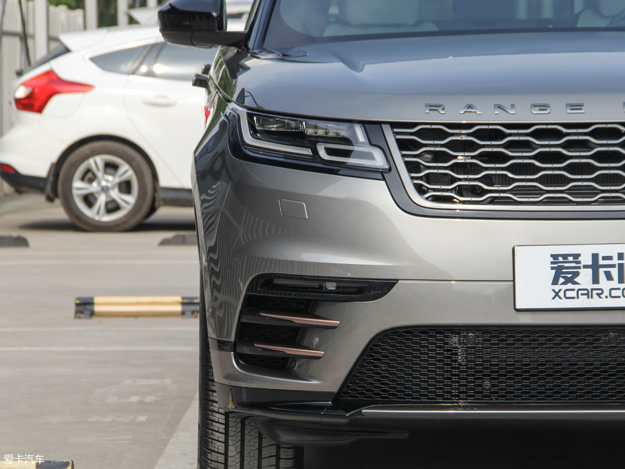 2017} P380 SE R-DYNAMIC