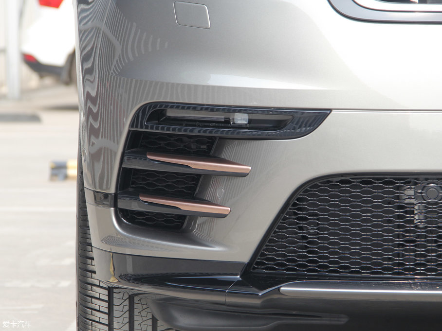 2017} P380 SE R-DYNAMIC