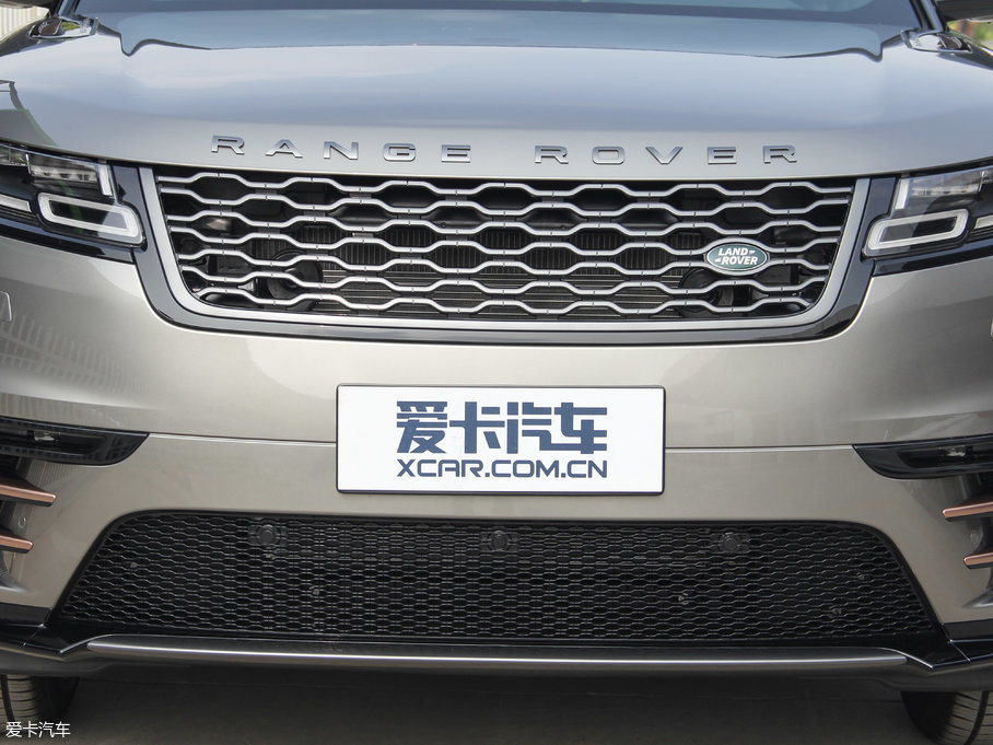 2017} P380 SE R-DYNAMIC