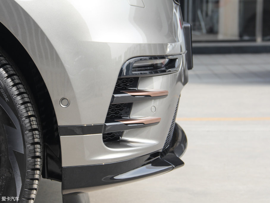 2017} P380 SE R-DYNAMIC