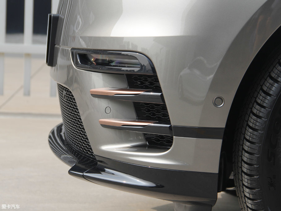 2017} P380 SE R-DYNAMIC