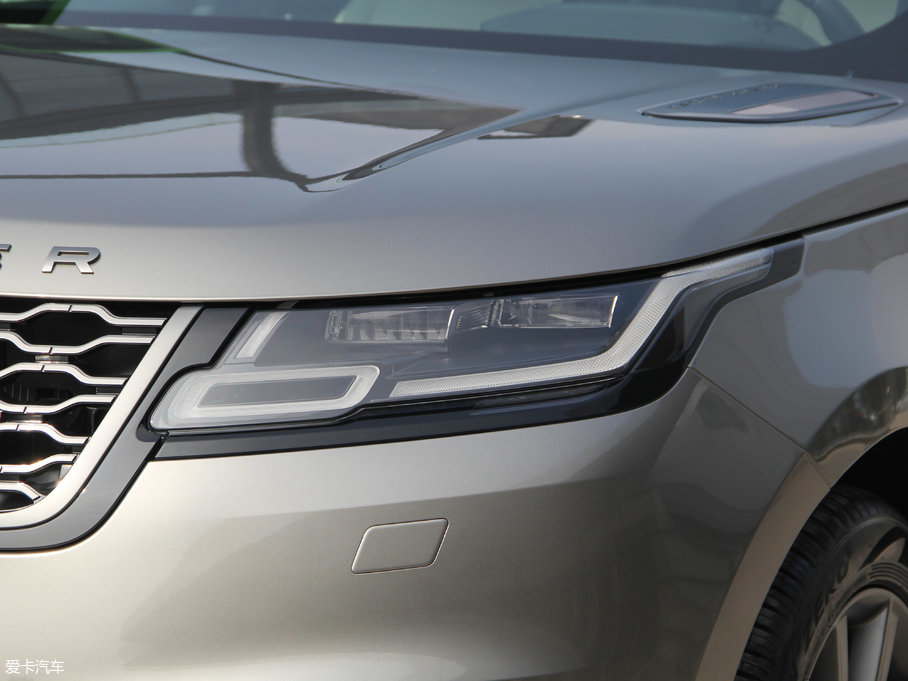 2017} P380 SE R-DYNAMIC