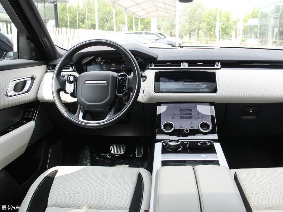 2017} P380 SE R-DYNAMIC