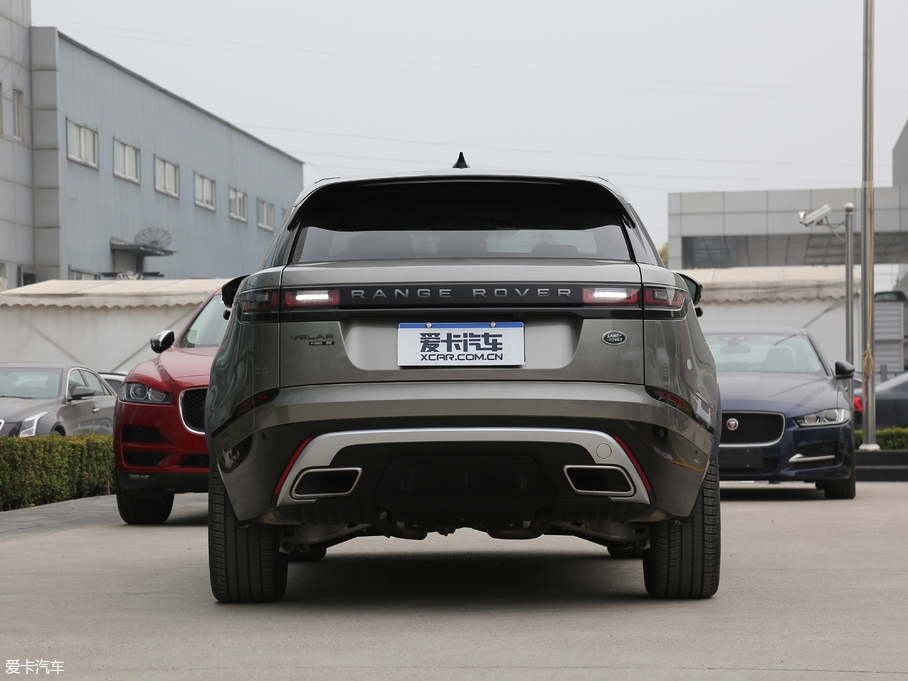 2017} P380 SE R-DYNAMIC