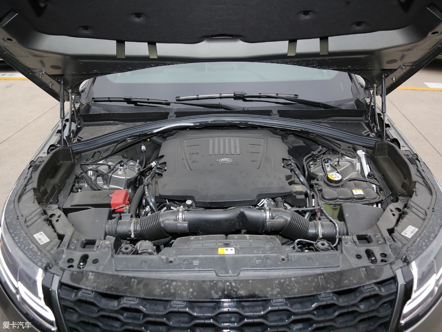 2017} P380 SE R-DYNAMIC