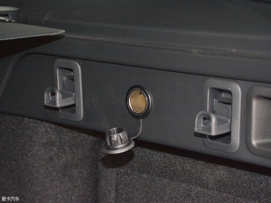 2017} P380 HSE R-DYNAMIC