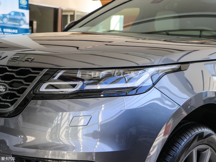 2017} P380 SE R-DYNAMIC